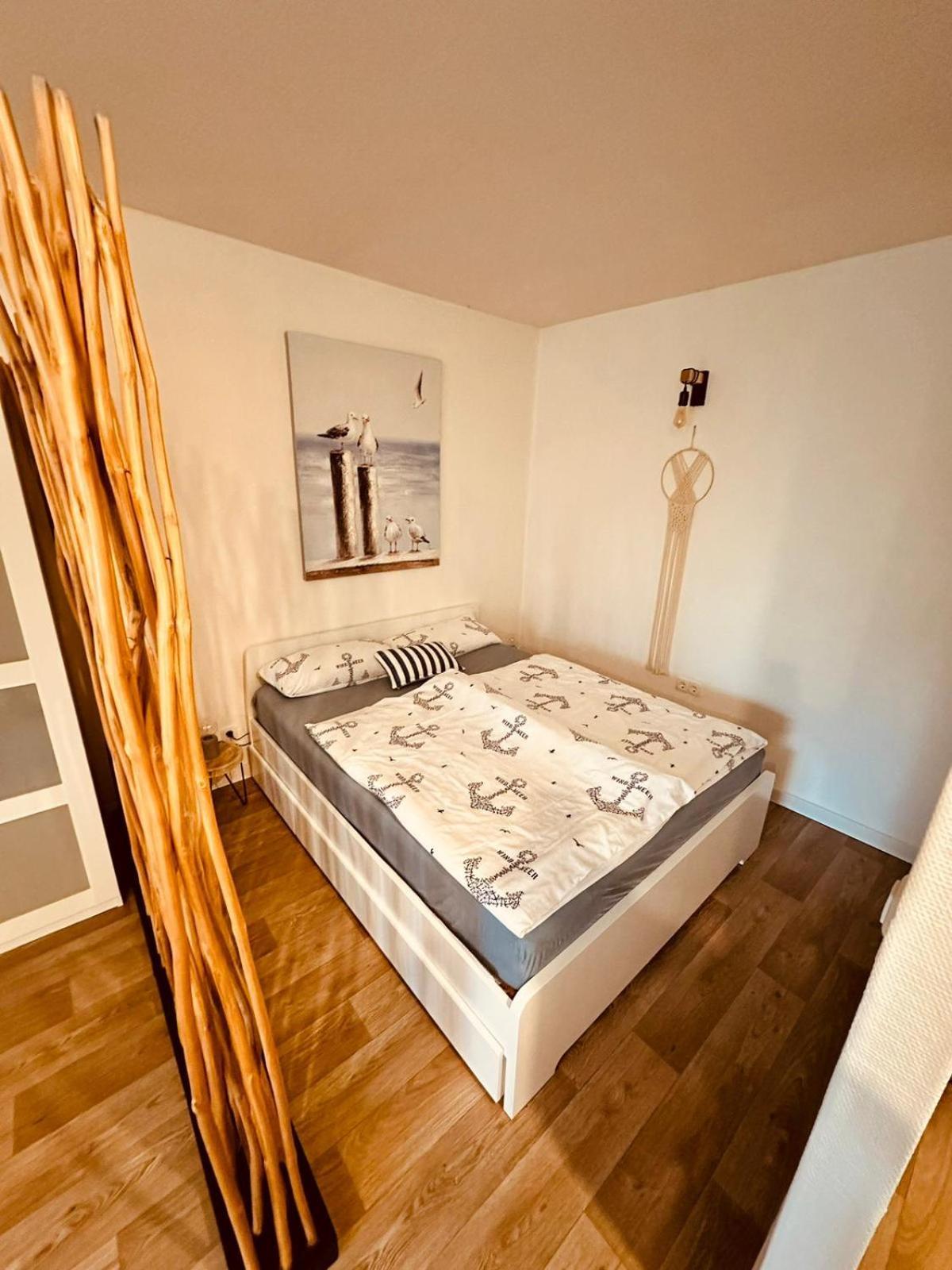 Emily'S Deichbude In Einer Historischen Villa In Dornumersiel Exteriör bild